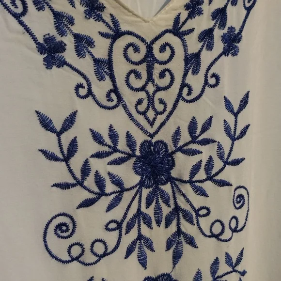 Embroidered Blue And White Cover Up - Picture 7 of 13